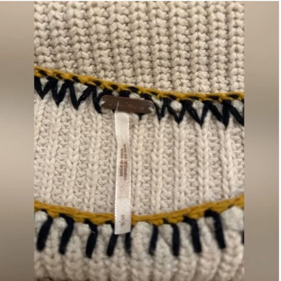 Free People Dahlia Floral Crochet Sweater Oversized Cropped size S - Picture 10 of 11